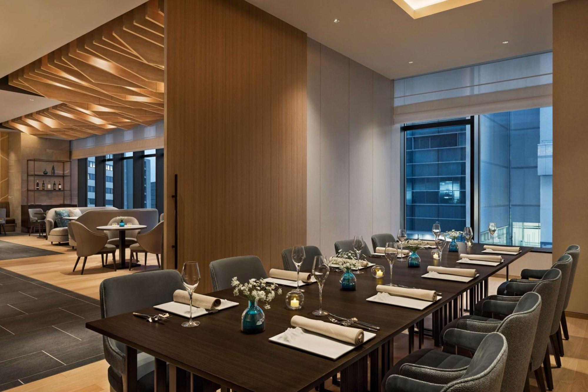 Doubletree By Hilton Toyama Hotel Exterior foto