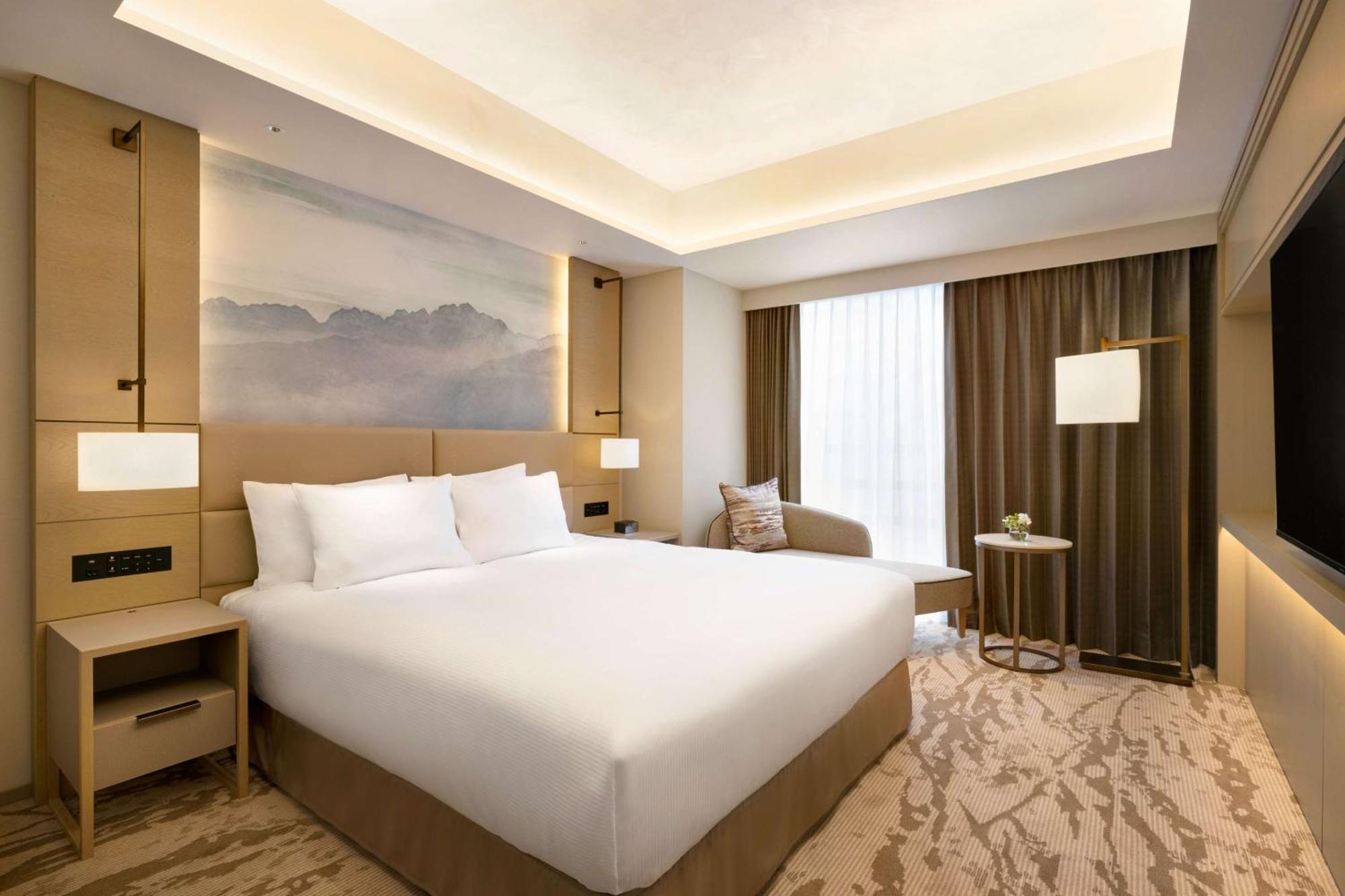 Doubletree By Hilton Toyama Hotel Exterior foto