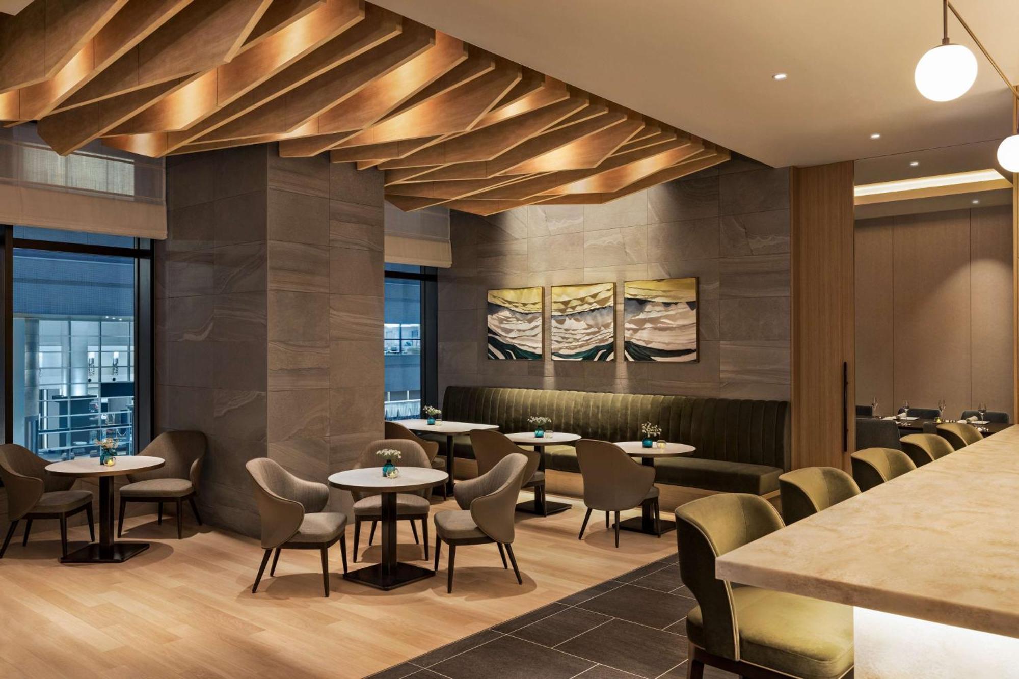 Doubletree By Hilton Toyama Hotel Exterior foto