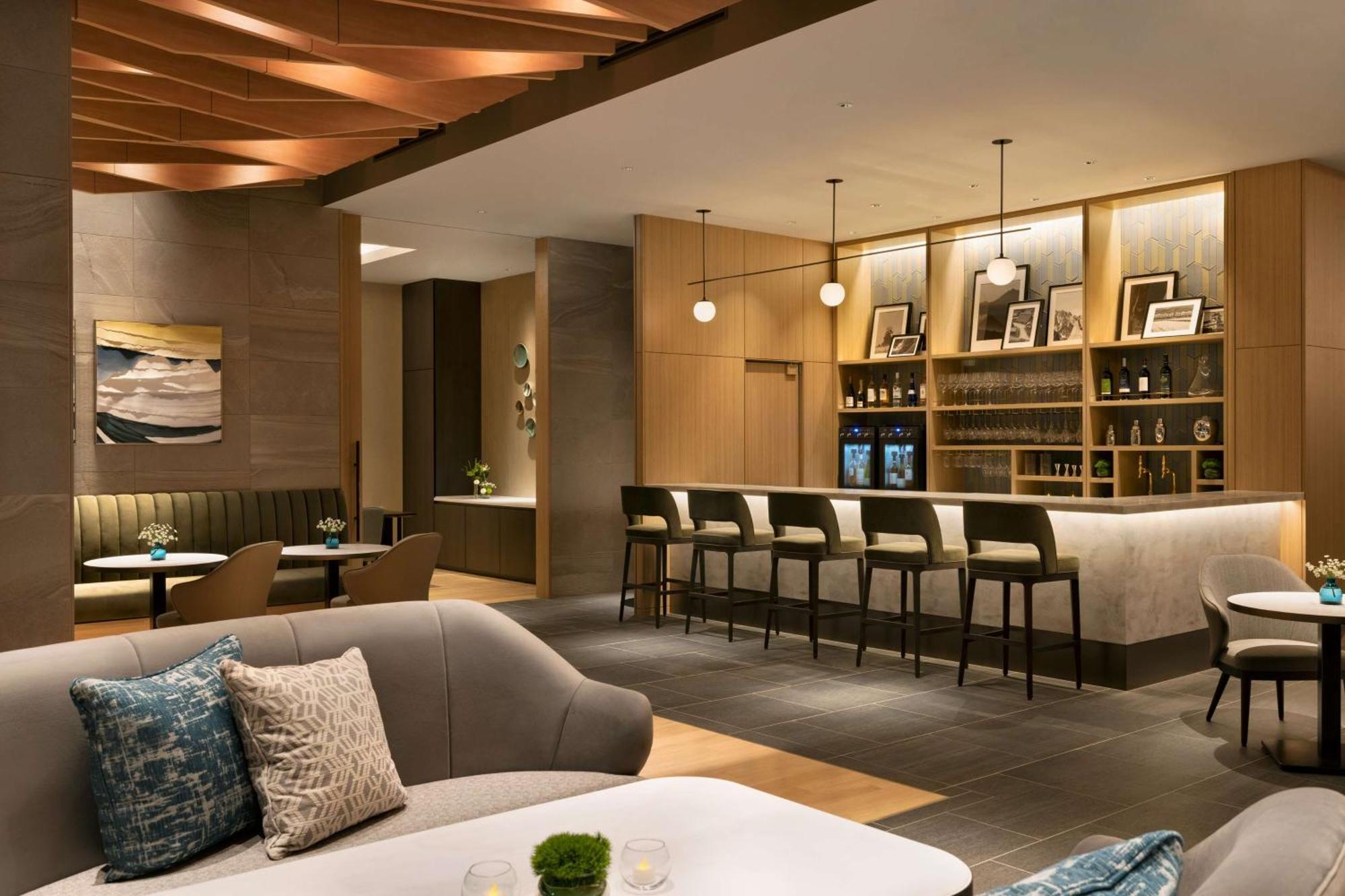 Doubletree By Hilton Toyama Hotel Exterior foto